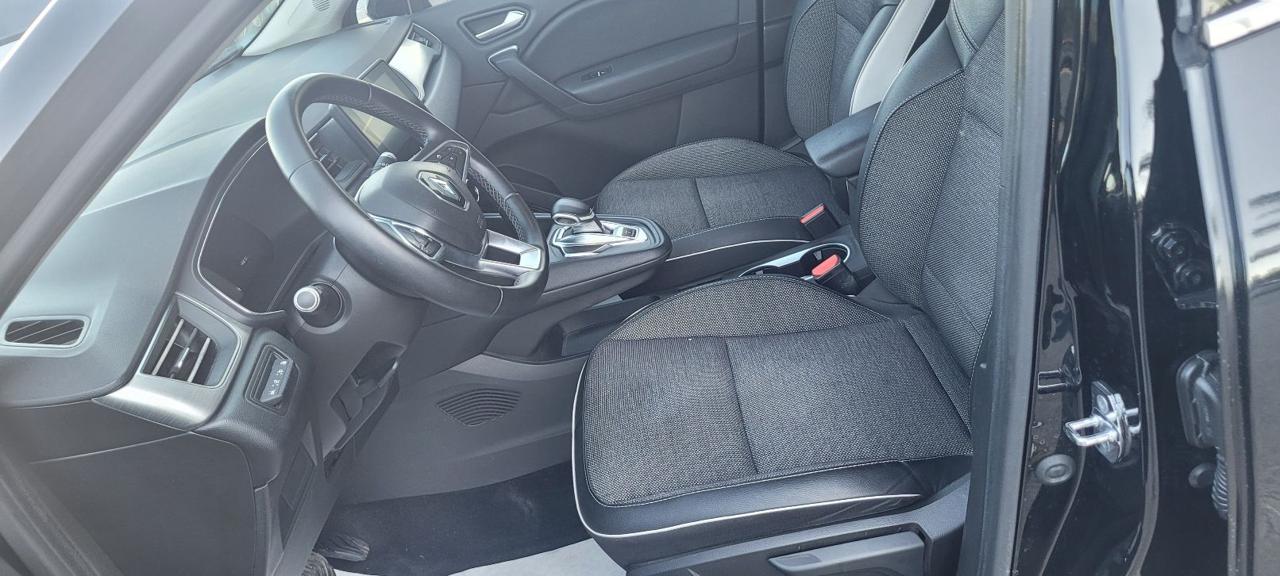 RENAULT Captur Plug-in Hybrid E-Tech 160 CV Intens - 6
