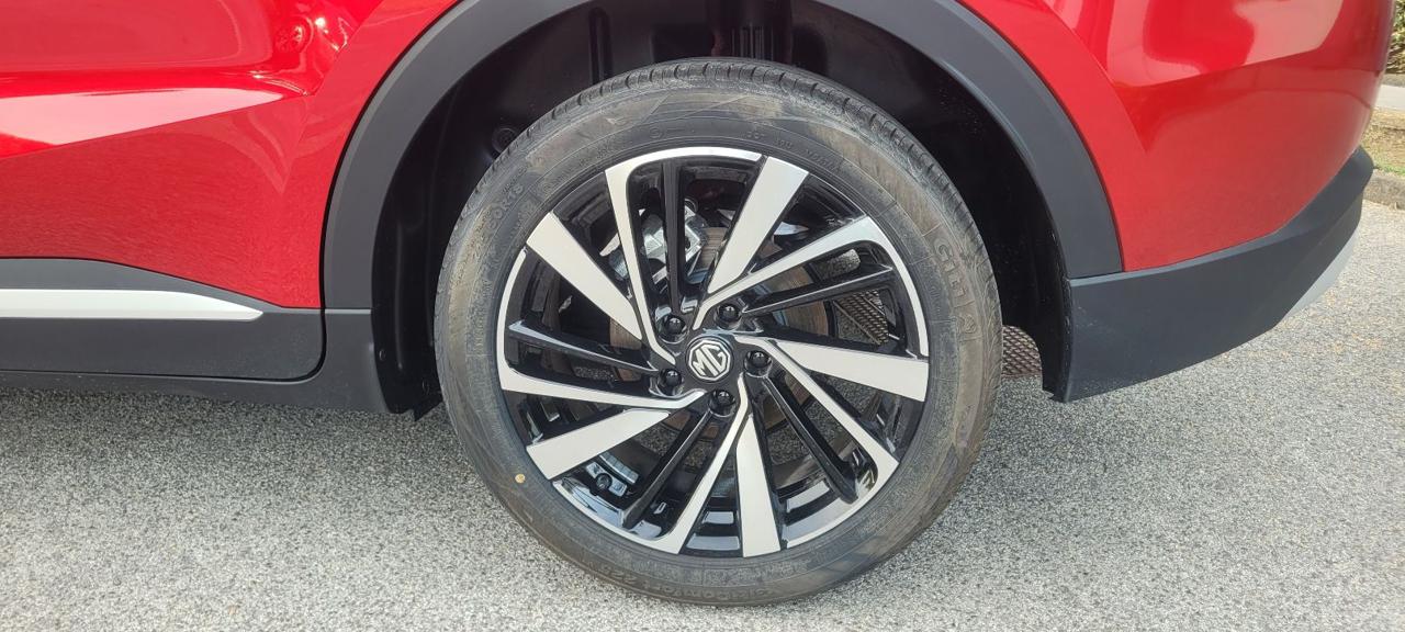 MG ZS 1.5 Hybrid+ Luxury - 5