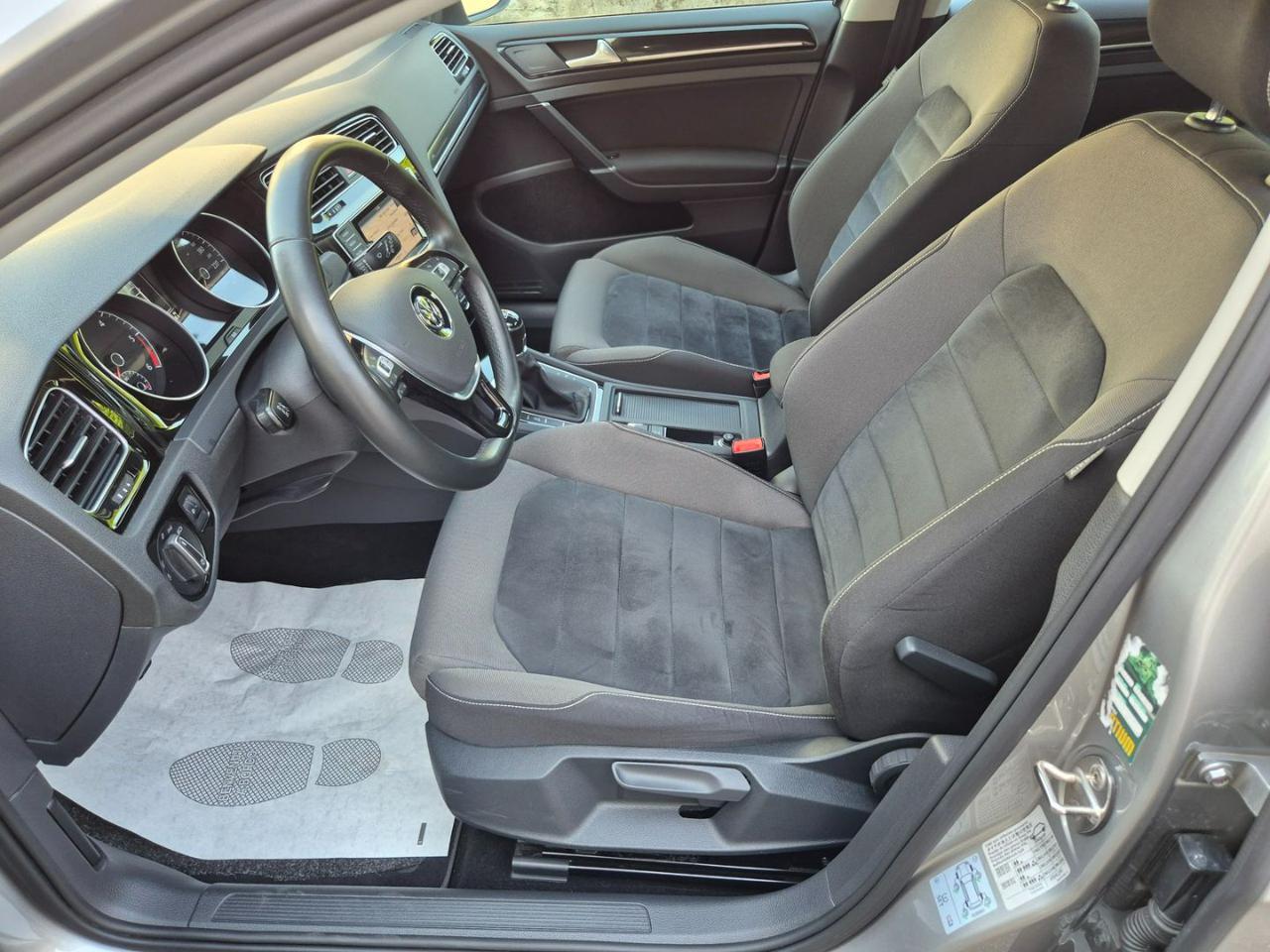 VOLKSWAGEN Golf 1.6 TDI 110 CV 5p. Highline BlueMotion Technology - 9