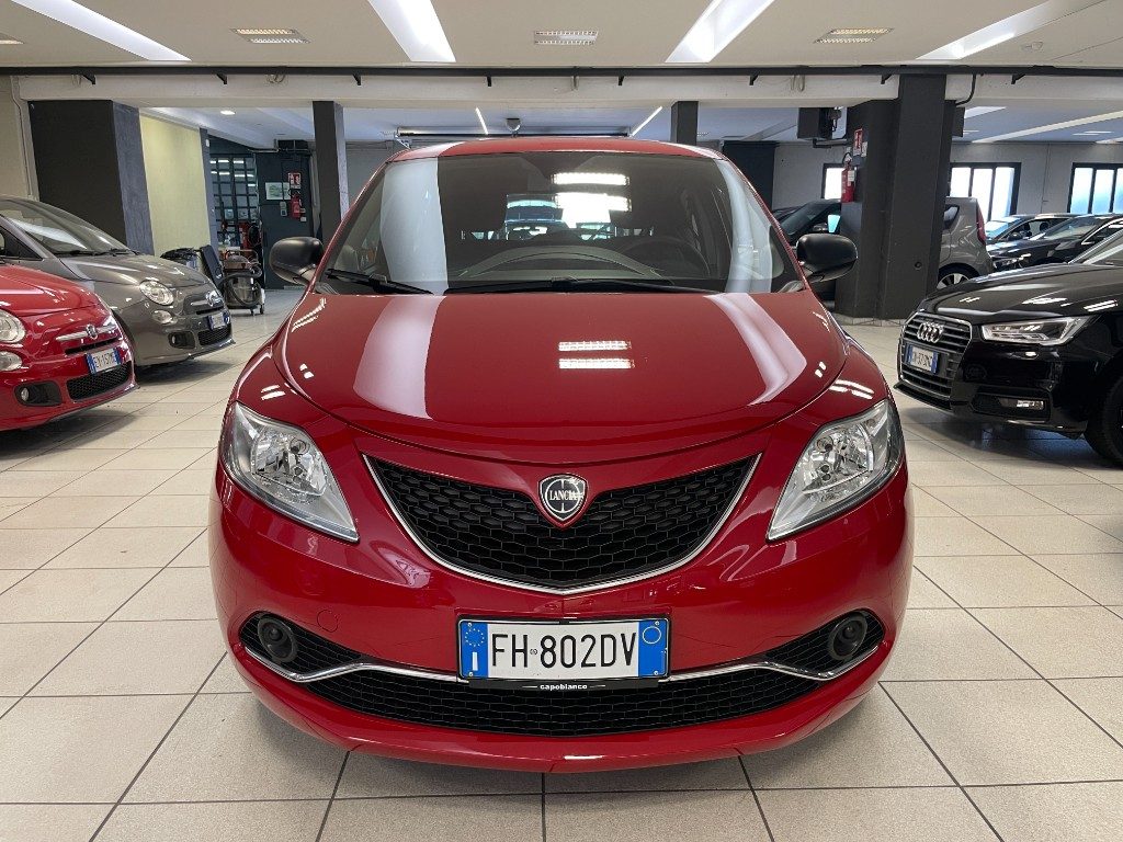 LANCIA Ypsilon 1.2 69 CV 5 porte Silver - 2