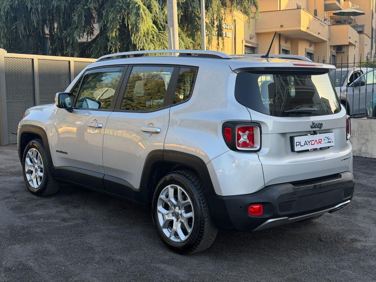 JEEP Renegade 1.6 MJT 120 CV LIMITED NAVI+RETROCAMERA+CAR PLAY!! - 4