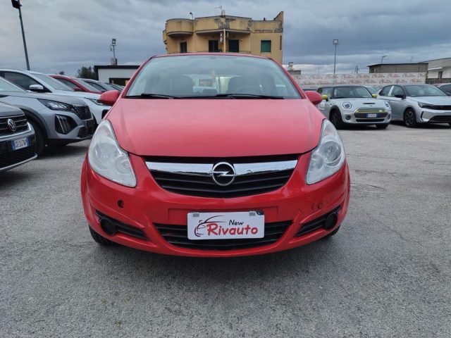 OPEL Corsa Rosso pastello