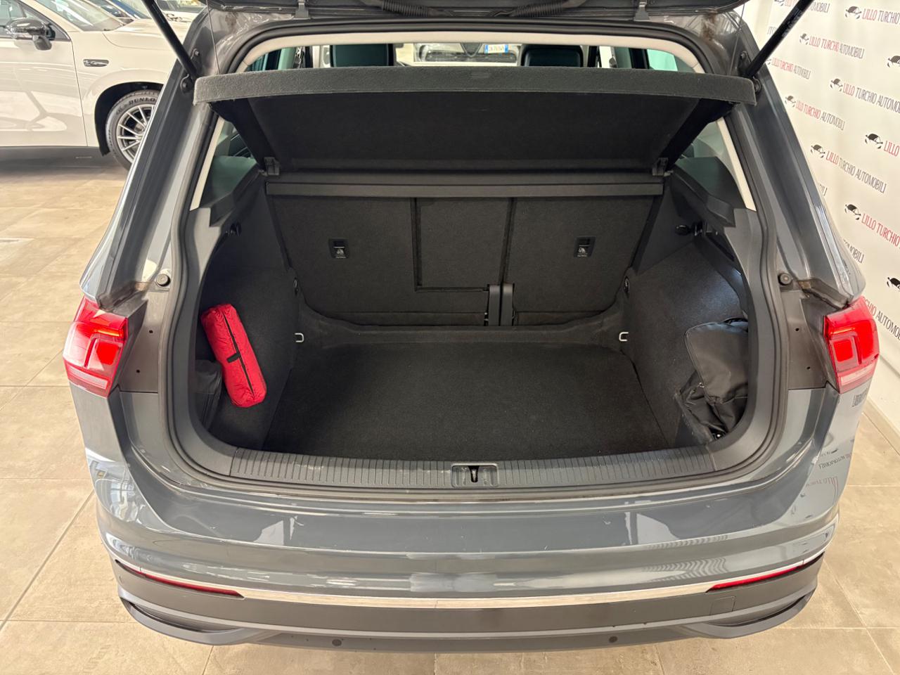 VOLKSWAGEN Tiguan 2.0 TDI 150 CV SCR DSG Life FULL LED PREZZO REALE! - 16
