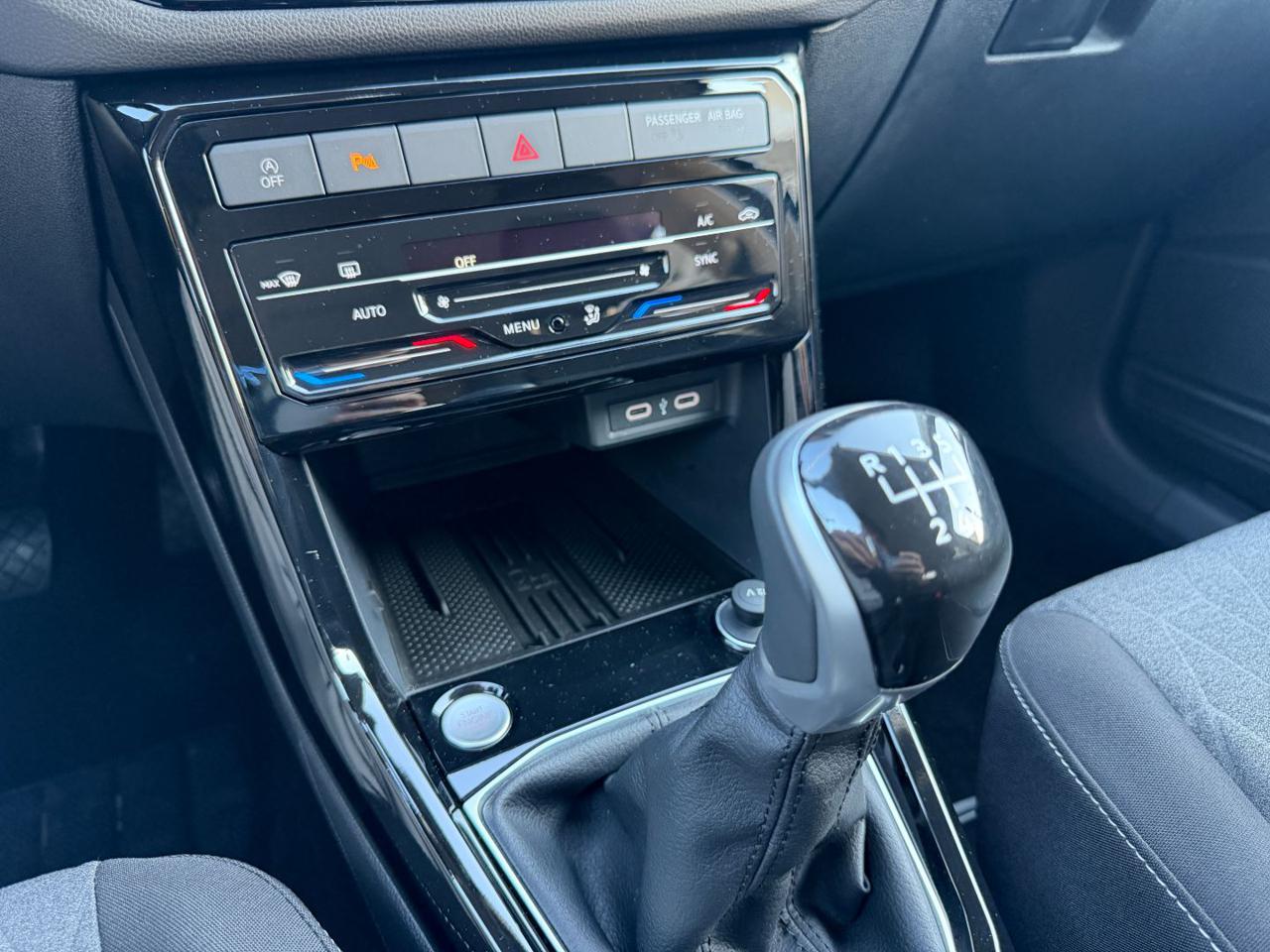 VOLKSWAGEN T-Cross 1.0 TSI EDITION PLUS NAVI+R-CAM+SENS.PARK 360°+KM0 - 22