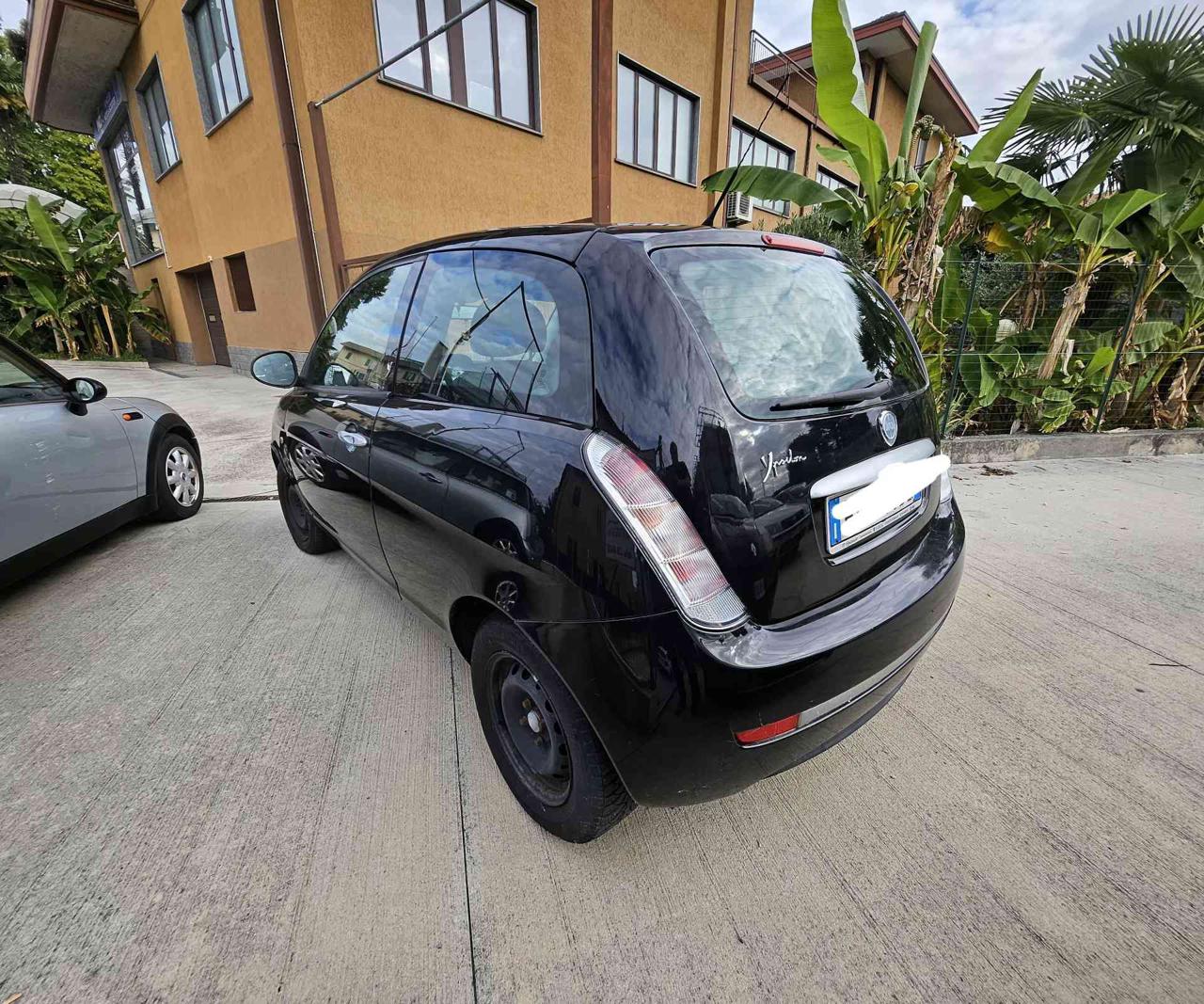 LANCIA Ypsilon 1.2 Versus NEOPATENTATI OK!!! - 5