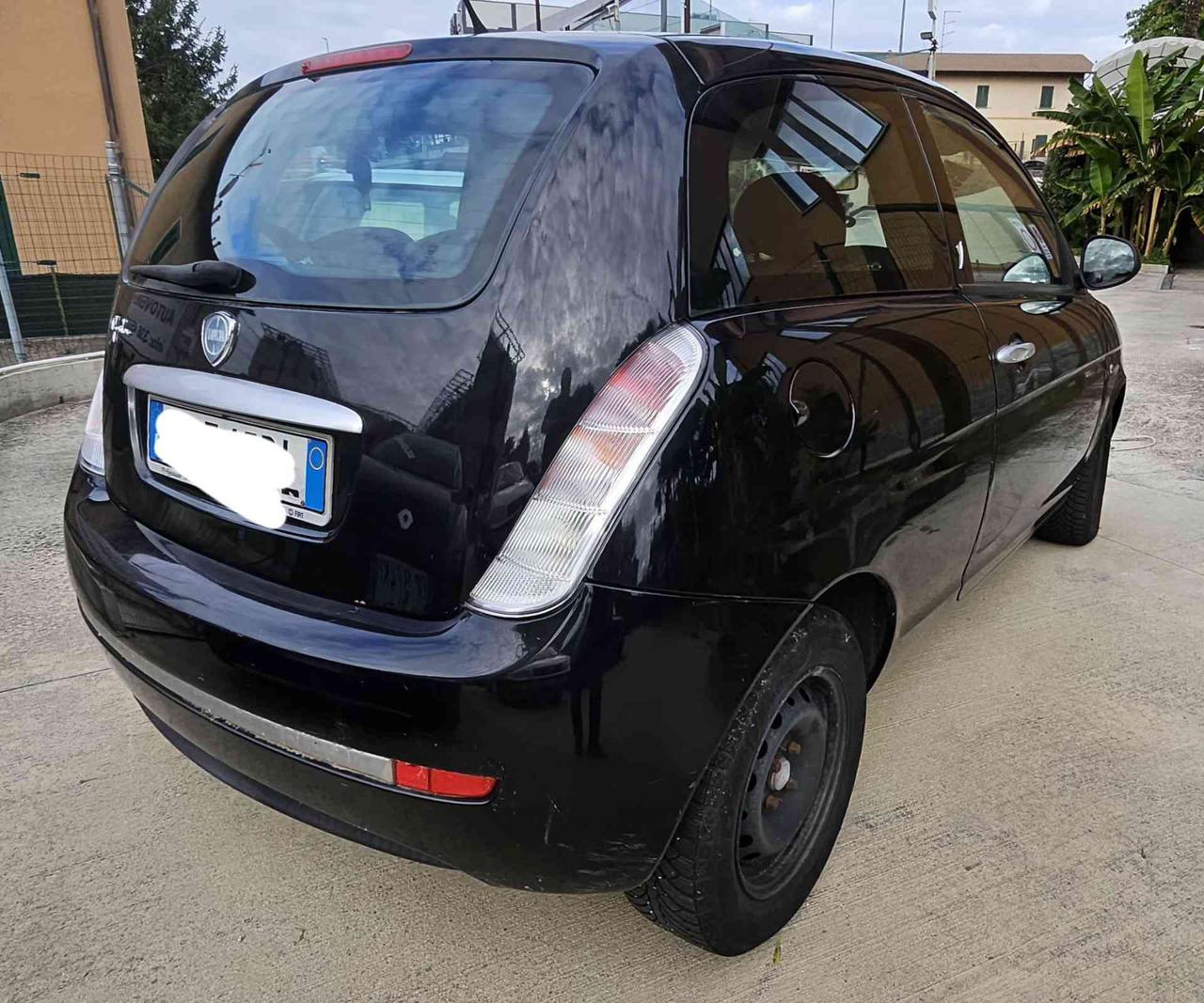LANCIA Ypsilon 1.2 Versus NEOPATENTATI OK!!! - 7