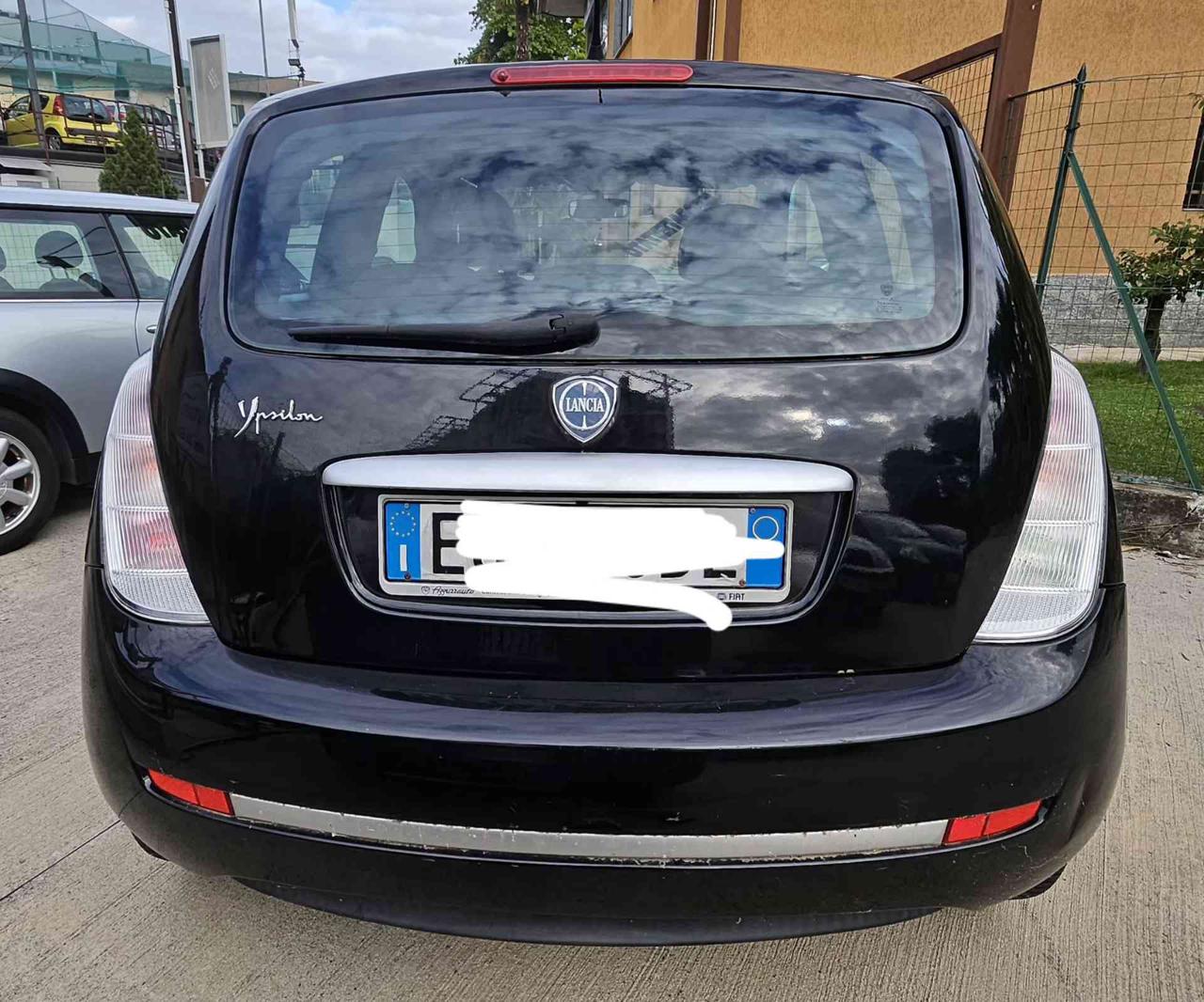 LANCIA Ypsilon 1.2 Versus NEOPATENTATI OK!!! - 6