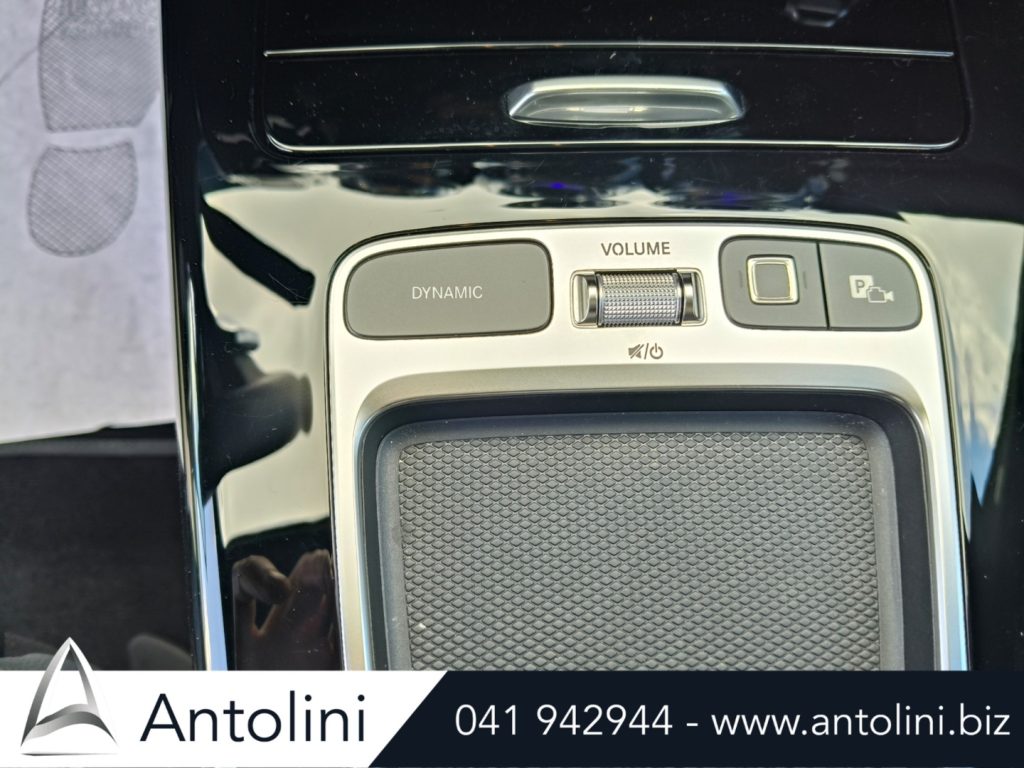 Scopri un'occasione autoMERCEDES-BENZ A 180 Automatic AMG Line Advanced Plusda Antolini Venezia Mestre (VE)