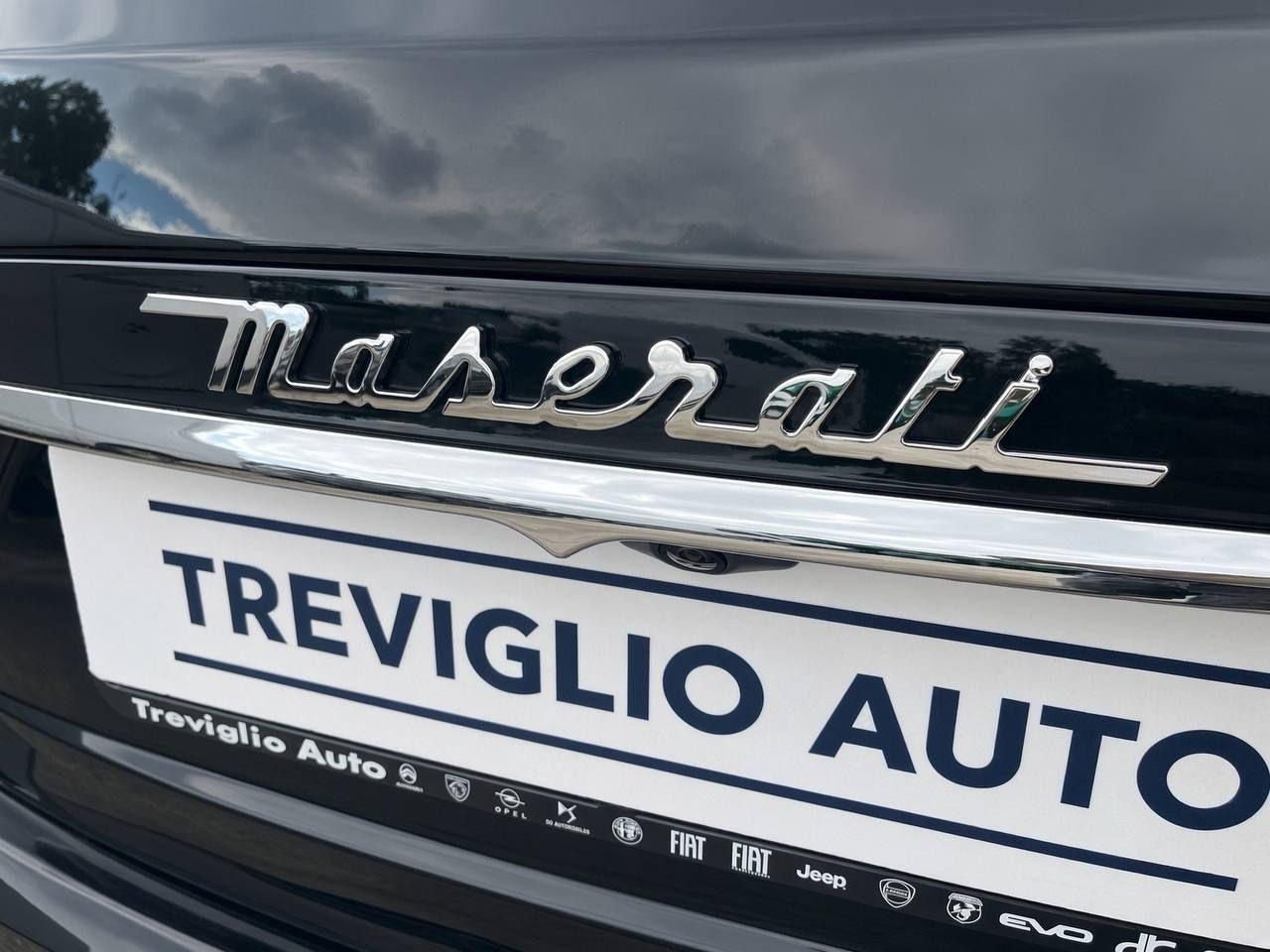 MASERATI Ghibli V6 Gransport - 39