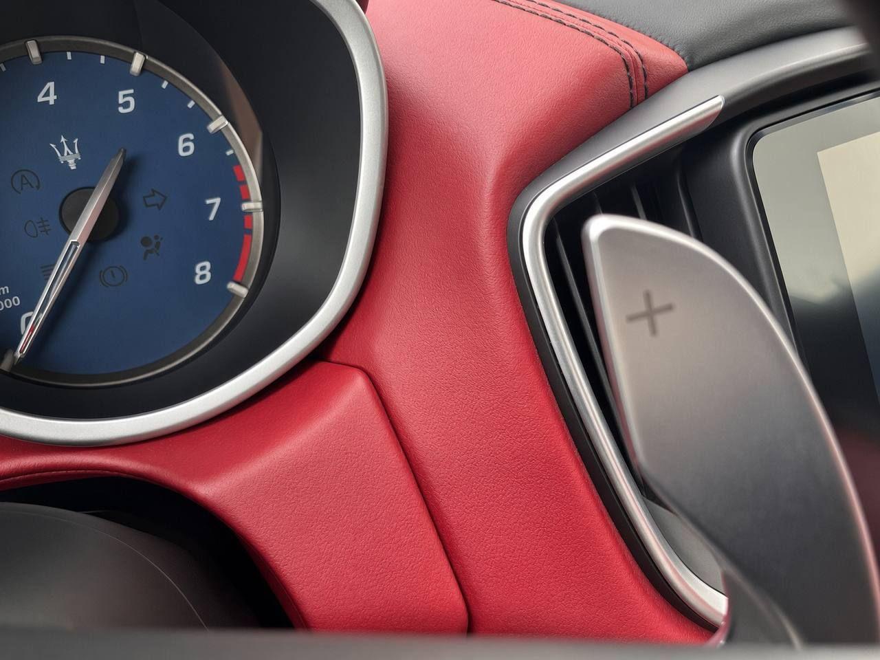 MASERATI Ghibli V6 Gransport - 15