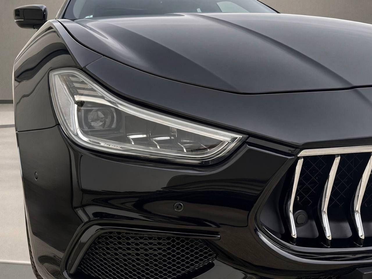MASERATI Ghibli V6 Gransport - 29