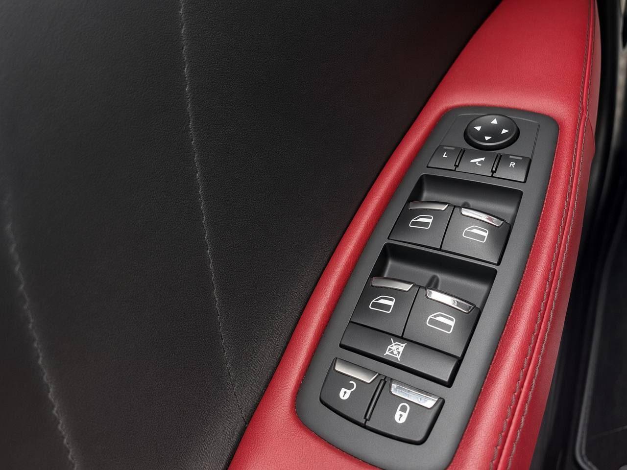 MASERATI Ghibli V6 Gransport - 27