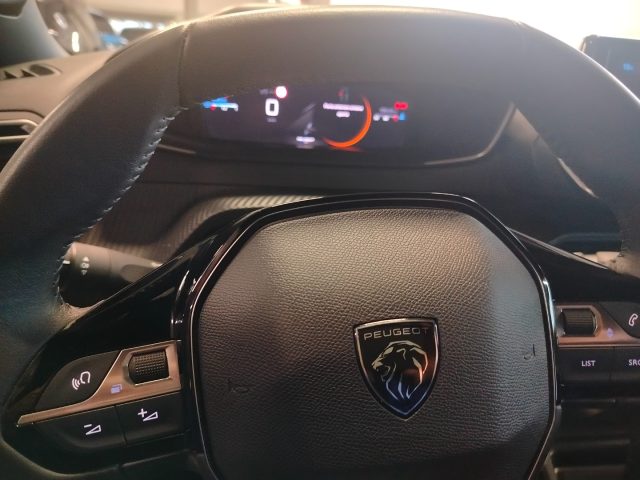 PEUGEOT 2008 — foto 21 di 29