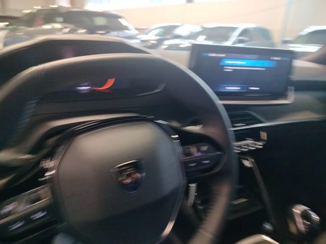 PEUGEOT 2008 — foto 27 di 29