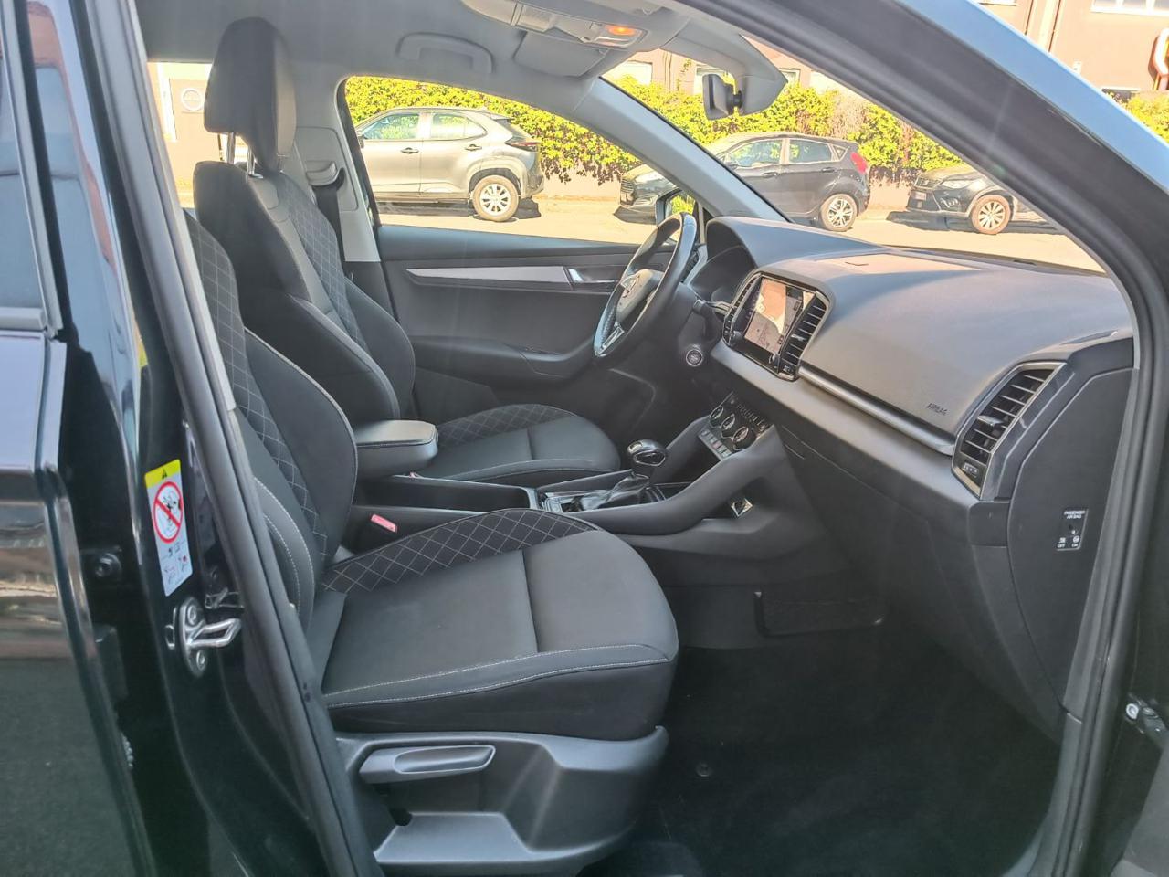 SKODA Karoq 1.6 TDI SCR DSG Ambition - 12