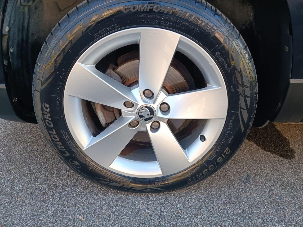 SKODA Karoq 1.6 TDI SCR DSG Ambition - 22