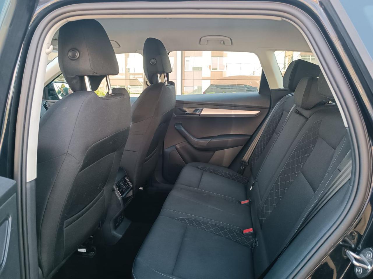 SKODA Karoq 1.6 TDI SCR DSG Ambition - 6