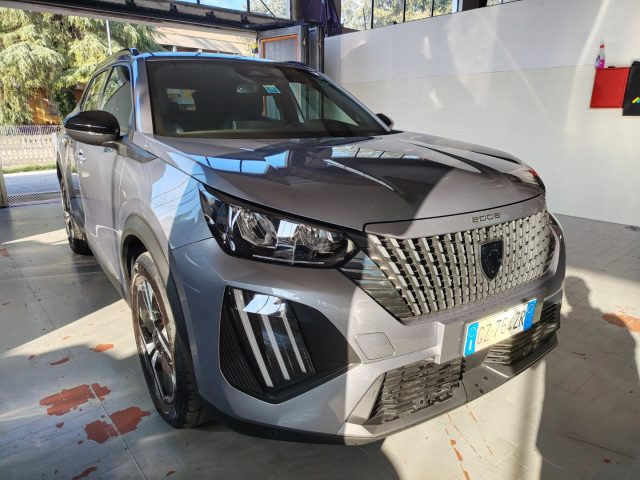 PEUGEOT 2008 — foto 2 di 26