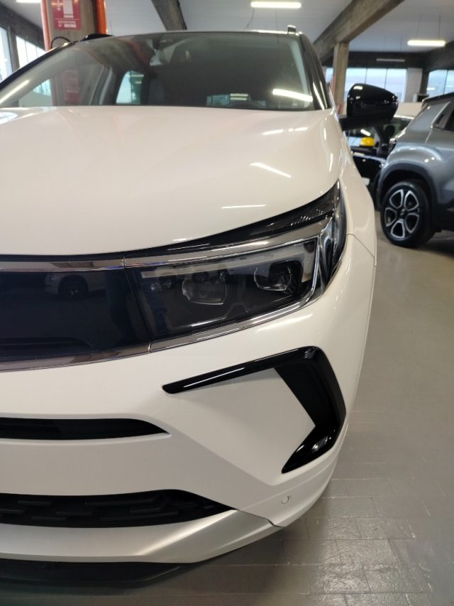 OPEL Grandland — foto 15 di 25