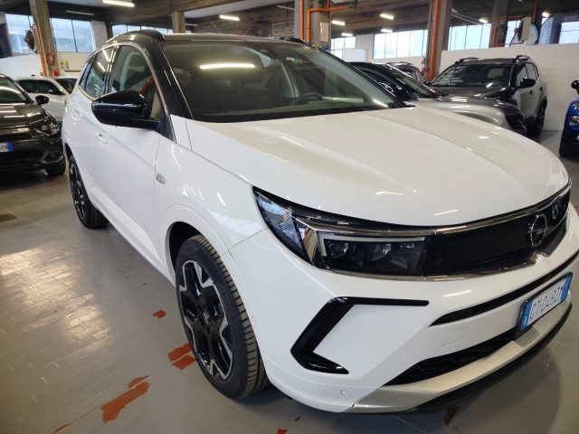 OPEL Grandland — foto 5 di 25