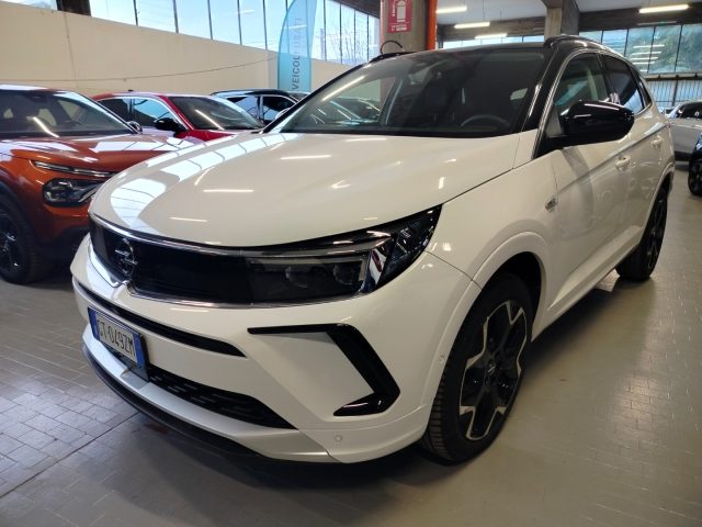 OPEL Grandland — foto 1 di 25