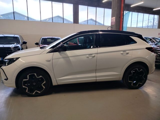 OPEL Grandland — foto 13 di 25