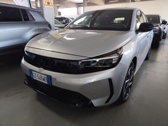 OPEL Corsa — foto 2 di 27