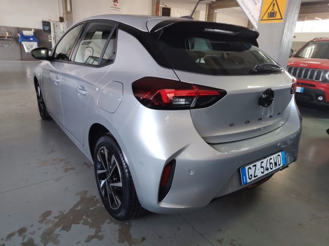 OPEL Corsa — foto 7 di 27