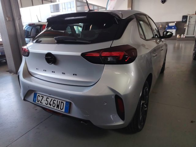 OPEL Corsa — foto 11 di 27