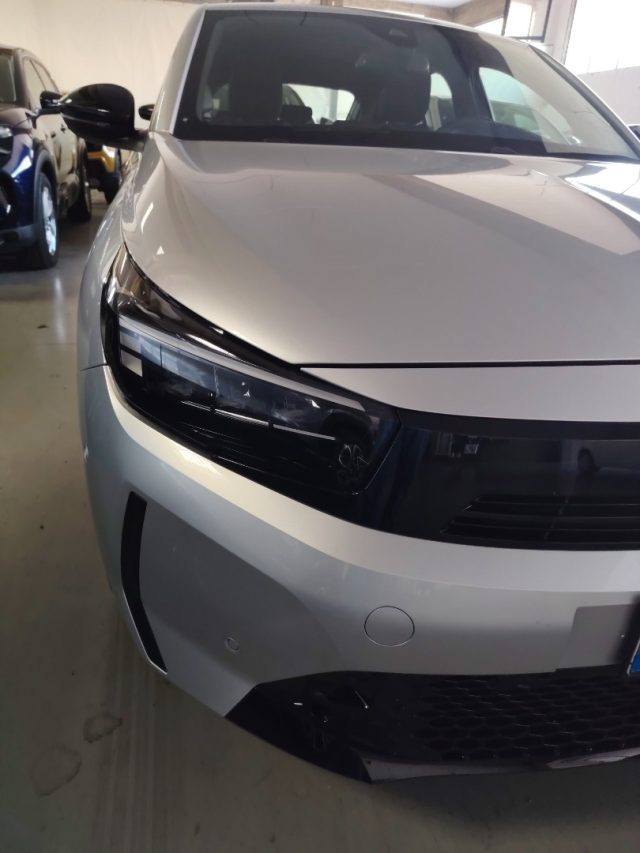 OPEL Corsa — foto 14 di 27