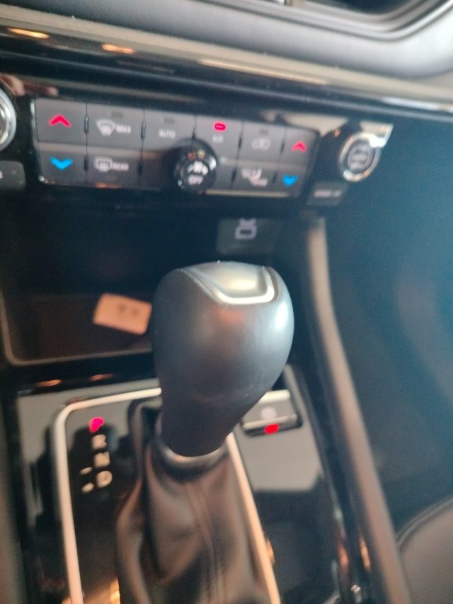 JEEP Compass — foto 19 di 31