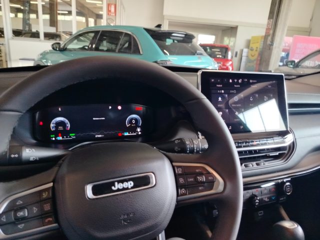 JEEP Compass — foto 20 di 31