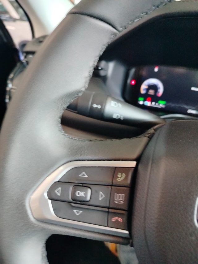 JEEP Compass — foto 12 di 31