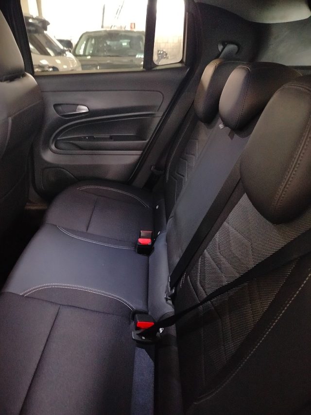 JEEP Avenger — foto 14 di 30