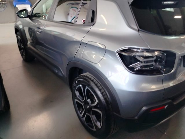 JEEP Avenger — foto 10 di 30
