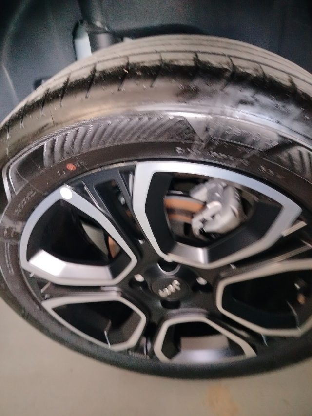 JEEP Avenger — foto 12 di 30