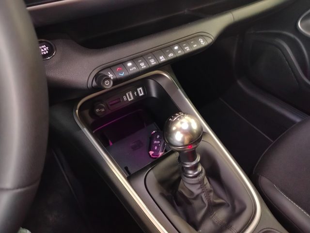 JEEP Avenger — foto 27 di 30