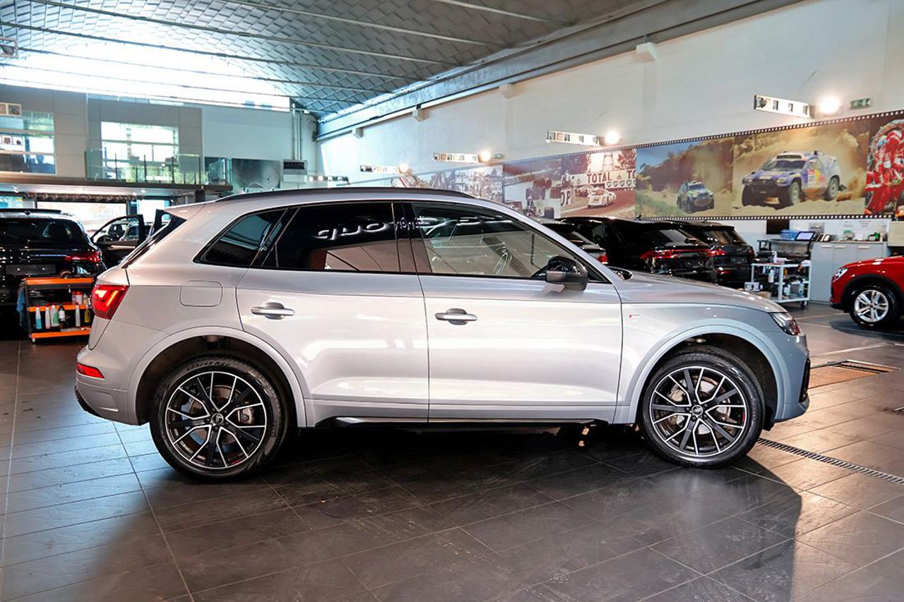 AUDI Q5 40 TDI Quattro S-Tronic S-Line Plus - 10