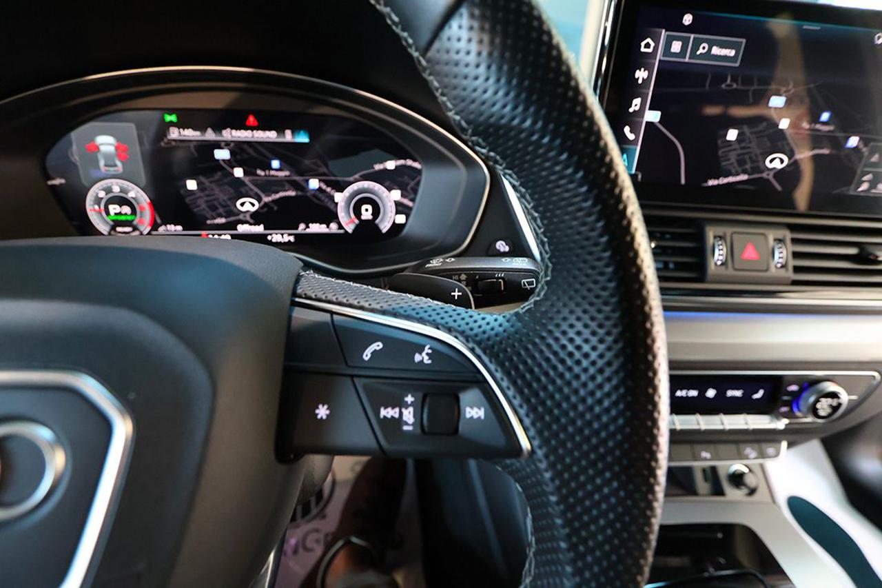 AUDI Q5 40 TDI Quattro S-Tronic S-Line Plus - 22