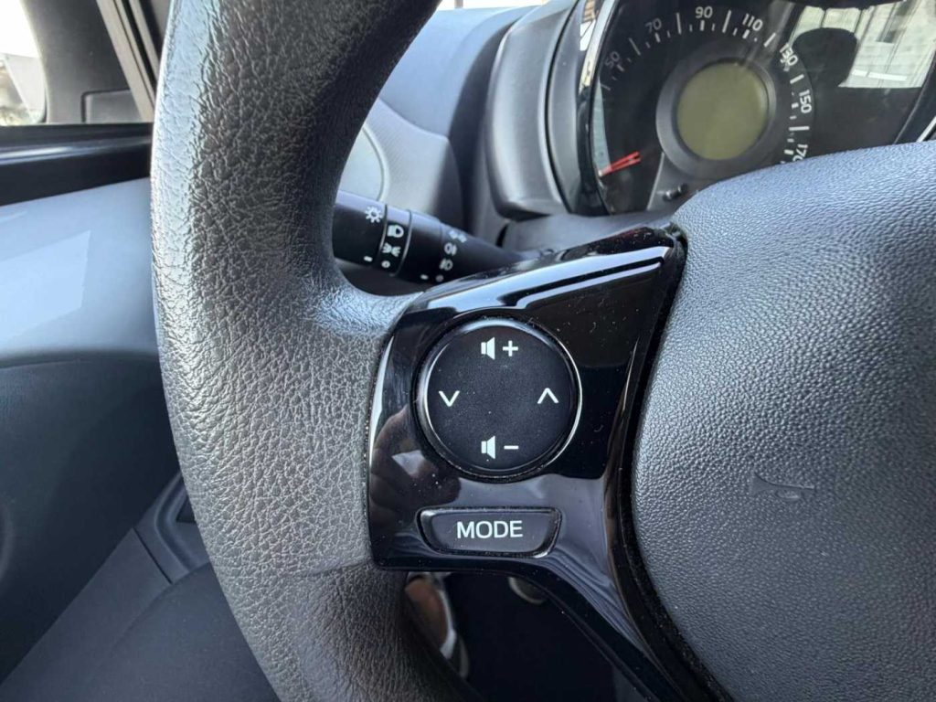 PEUGEOT 108 VTi 72 3 porte Active - 14