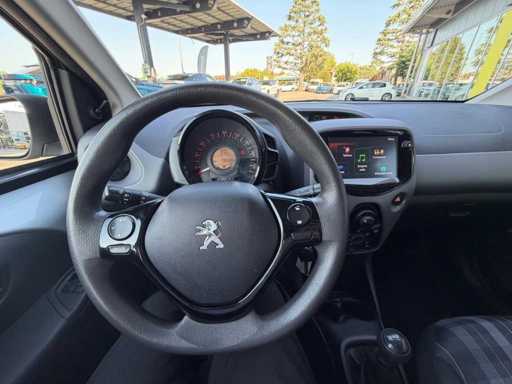 PEUGEOT 108 VTi 72 3 porte Active - 20
