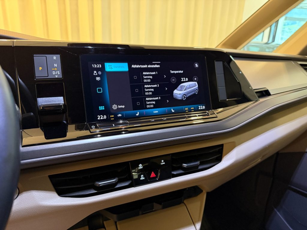 VOLKSWAGEN Multivan 2.0 TDI DSG Life 6P GANCIO LED DAB+ 17 - 16