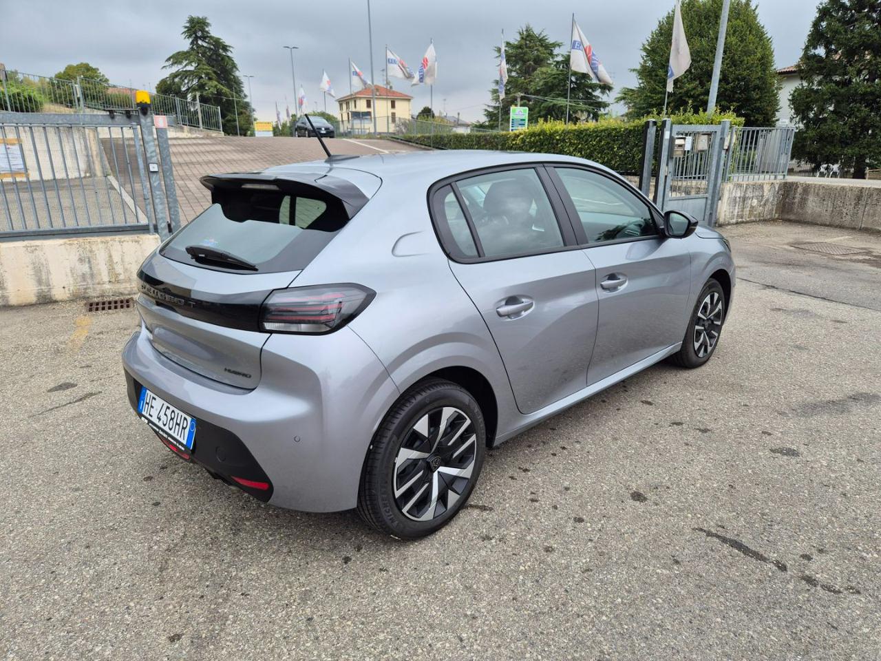 PEUGEOT 208 Hybrid 110 e-DCS6 Style - 7