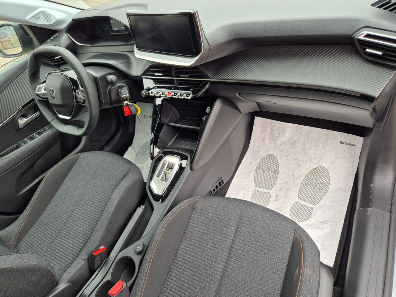 PEUGEOT 208 Hybrid 110 e-DCS6 Style - 12
