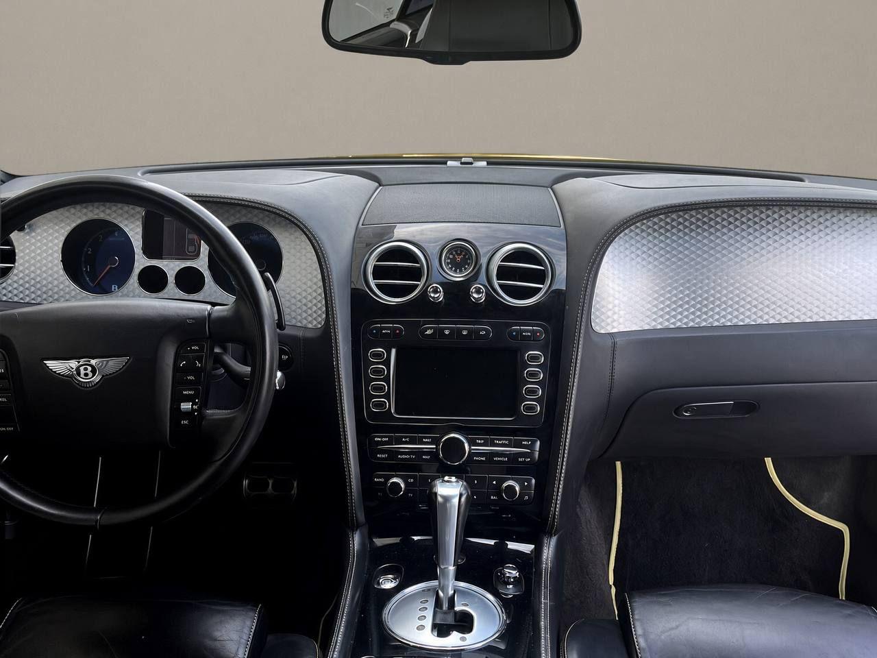 BENTLEY Continental GT - 13