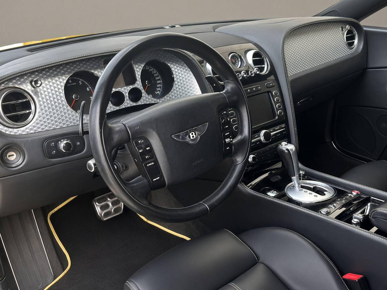 BENTLEY Continental GT - 18