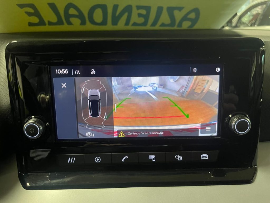 SEAT Arona 1.0 EcoTSI FR 18 VIDEO C/GRIMALDI SPECIAL DAY - 17