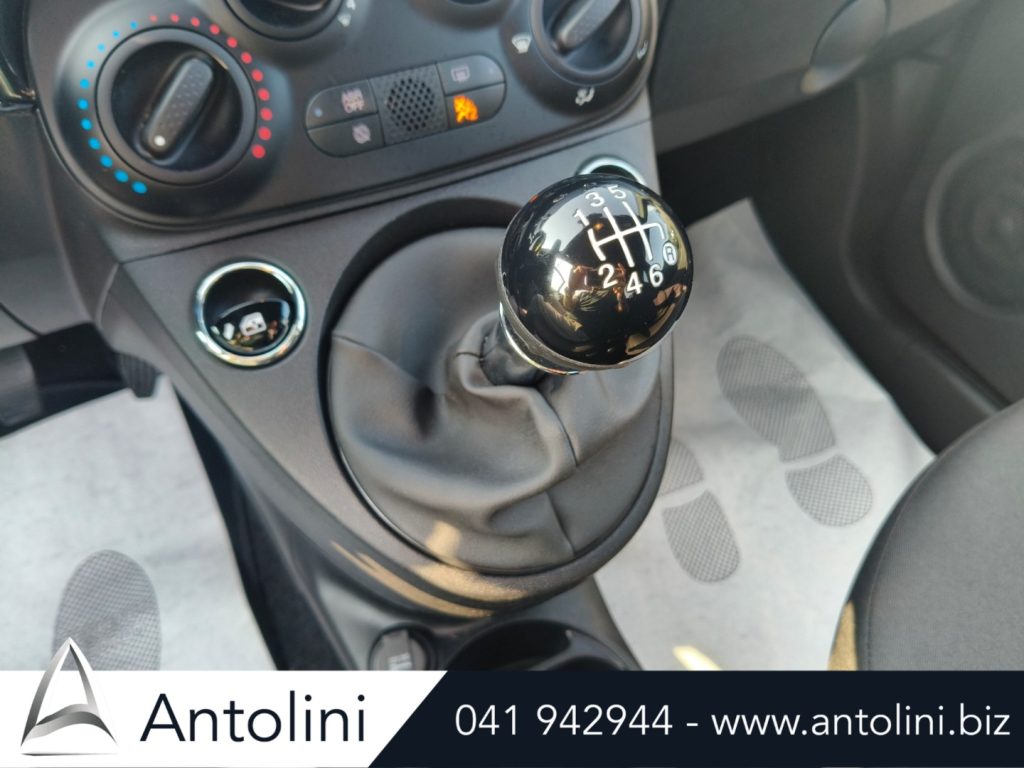 Scopri un'occasione autoFIAT 500 1.0 Hybrid Connect "CRUISE CONTROL"da Antolini Venezia Mestre (VE)