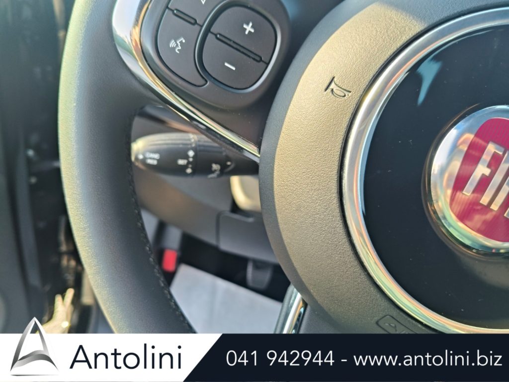 Scopri un'occasione autoFIAT 500 1.0 Hybrid Connect "CRUISE CONTROL"da Antolini Venezia Mestre (VE)