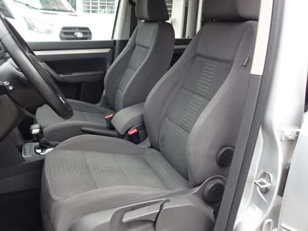 VOLKSWAGEN Touran I 2007 2.0 tdi Trendline dsg dpf - 10